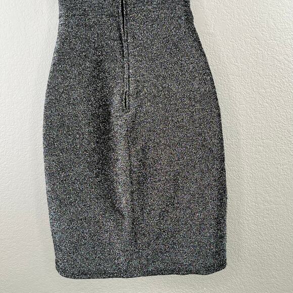 B. Darlin Black Metallic Tulip Hem Sleeveless Mini Sheath Dress Juniors 3/4 NWT - Picture 10 of 14